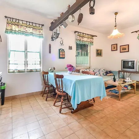 Laura Apartamento Sukošan