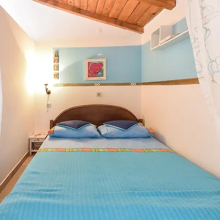 Apartman Laura *