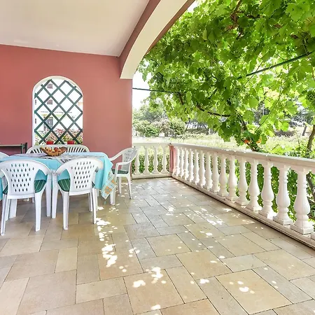 Apartman Laura