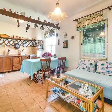 Laura Apartman