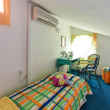 Apartament Laura Sukošan