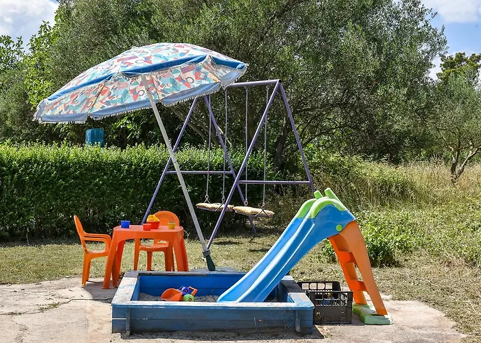 Laura Appartement Sukošan